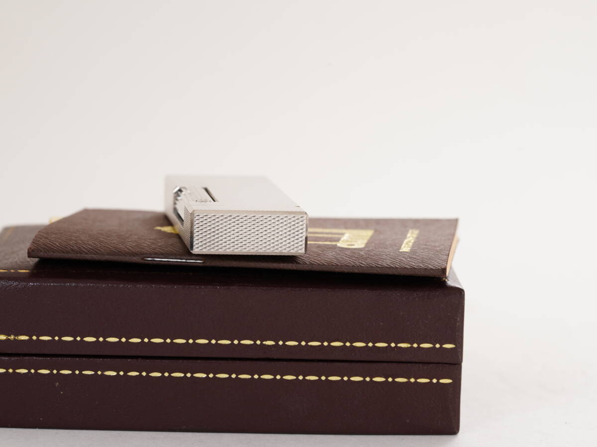 Dunhill ダンヒル ガスライター 薄型モデル シルバードットパターン 