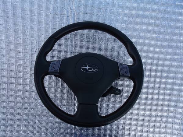 BPE A型　　アウトバック　　ハンドル　クルーズコントロール付