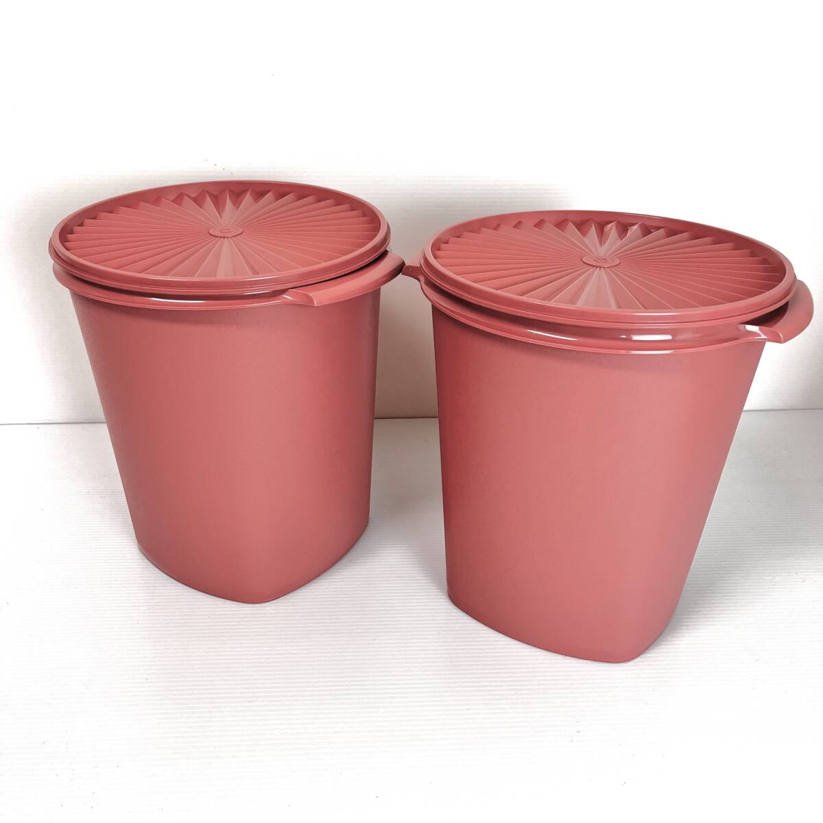 タッパーウェア マキシデコレーターピンク2個 Tupperware