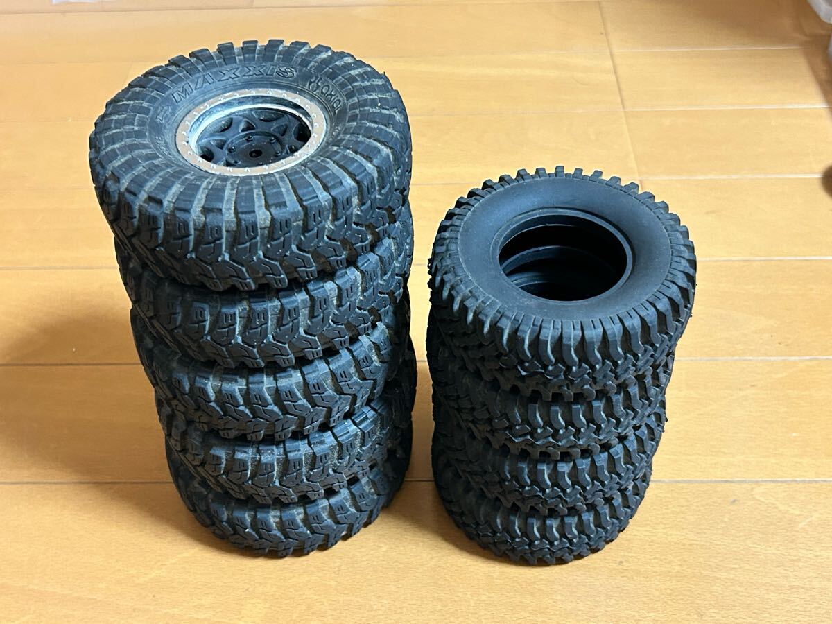 RC クローラー タイヤ アキシャル SCX10 純正タイヤホイール５本セットとオマケ1.9インチタイヤ_1