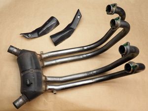 ホンダX4 マフラーの値段と価格推移は？｜3件の売買データから