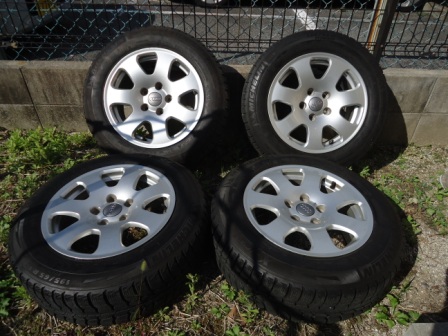 アウディA4純正☆VWトゥーランにも_1