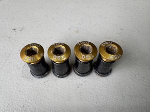 良品 ★TISO ITALY チェーンリングボルト4個 ナット高:18.6㎜ 同梱歓迎 検SHIMANO SUGINO