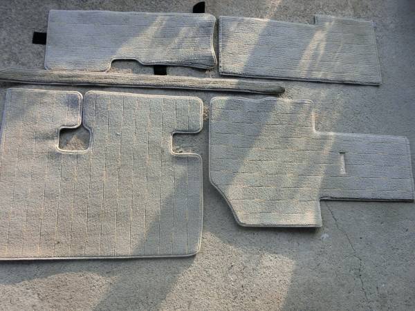 ポルテ NNP10 NNP11 NNP15 フロアマット カーマット