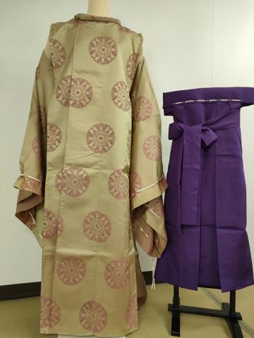 平和屋本店 極上 男性 束帯 衣冠 袍 表袴セット 和装 装束 神職装束 浮線綾 臥蝶丸 箱付き 逸品 DZAB2190kh6(一般)|売買さ ...