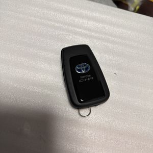 未使用保管品☆送料無料☆トヨタ C-HR 3ボタンスマートキー キーレス スペアキー TOYOTA