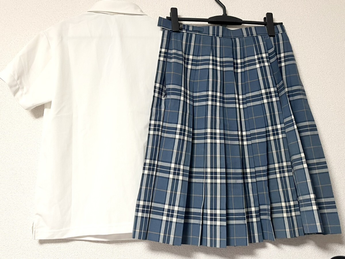 大阪府 府立豊島高校 女子制服 ☆ 夏服セット ☆ リボン ポロシャツ
