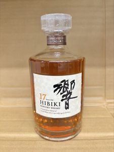 響 17年(箱無し)の平均価格は49,716円｜ウイスキーの価格相場・買取価格