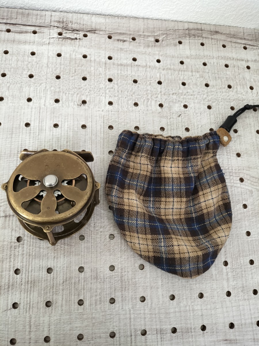 リール キネヤの値段と価格推移は？｜2件の売買データからリール