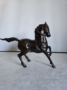 鉄製 馬の置物の値段と価格推移は？｜17件の売買データから鉄製 馬の