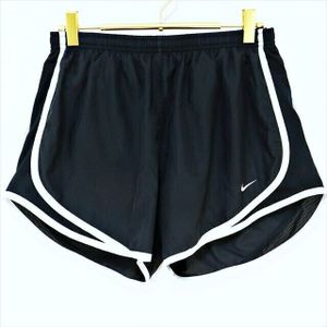 KE2-E43☆//NIIKEナイキ*ロゴ刺繍*白パイピング*インナー一体型ランパン※一番安価な送料