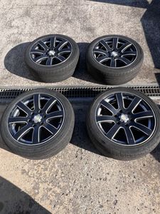 ハイエース　ホイールタイヤ　ファブレス　255/45ZR18 95W