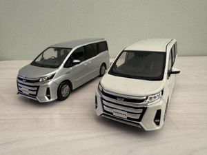 非売品 ミニカー トヨタ ノアのYahoo!オークション(旧ヤフオク!)の相場