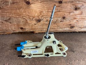 H18年　コルトラリーアート　バージョンR　Z27AG　5MT　純正シフトレバーユニット　中古