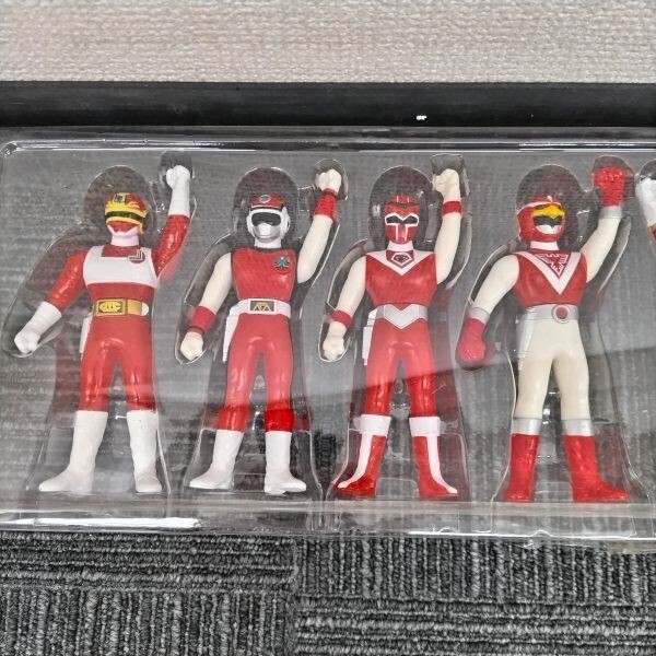 ガ*イ様 SUPER SENTAI フィギュアセット　25戦隊レッドヒーロー大集 KAKA6027 スーパー戦隊シリーズ 25戦隊レッドヒーロー大集合 ソフビ