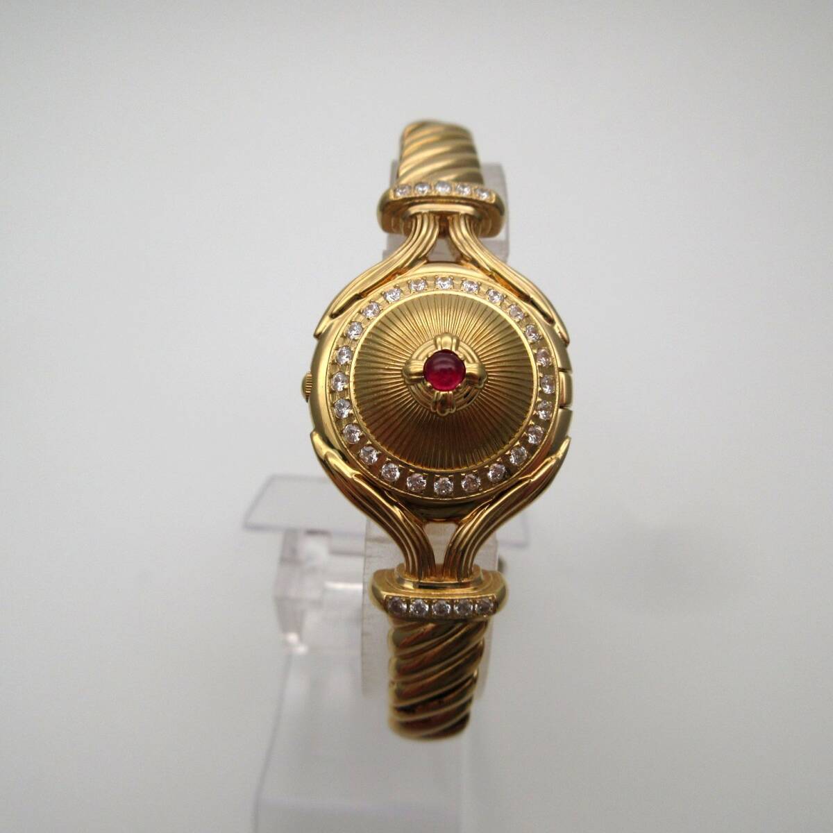 セイコー 1E20の値段と価格推移は？｜281件の売買データからセイコー