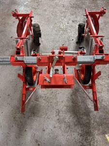 s0517602 マルチャー トラクター用マルチ張り機 農機具 農耕具 トラクター 部品売り 現状品渡し 引き取り限定 中古品 Yahoo!オークション - s0517602 マルチャー トラクター用マルチ張り機