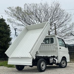 ダイハツ ハイゼットトラック s510p 4wd mt 車検8年4月中旬 型式:3BD-S510P｜ハイゼットトラック(ダイハツ)の総合情報 | 【グー