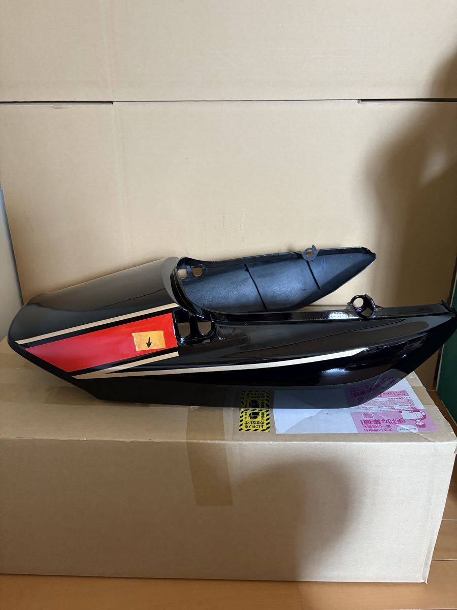xjr1200 4kg 外装セット rzカラー 塗装後 タンク サイドカバー