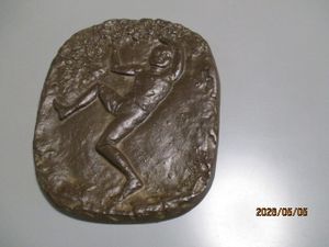 佐藤忠良の値段と価格推移は？｜61件の売買データから佐藤忠良の価値が