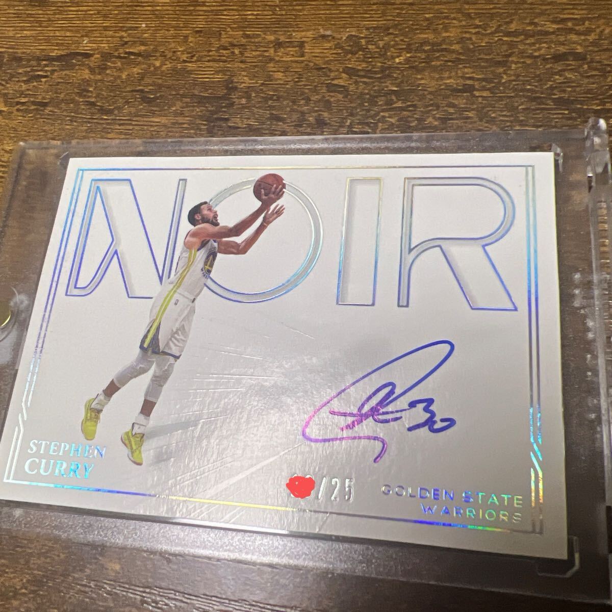 レア STEPHEN CURRY ステフィン・カリー Panini Noir 直筆サイン