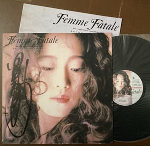 中森明菜 サインのYahoo!オークション(旧ヤフオク!)の相場・価格を見る