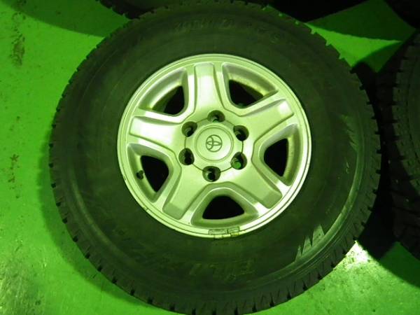 ランクルプラド95 純正ホイル スタッドレスタイヤ ホイール 95プラド 