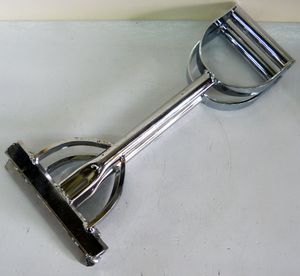 店頭引取限定】ハゼ締め機 8.030円（税込）4386 Amazon | 折板機器 
