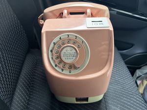 ピンク電話のYahoo!オークション(旧ヤフオク!)の相場・価格を見る