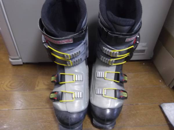 ★NORDICA　VERTECH　55 スキーブーツ【26－26．5㎝】USED