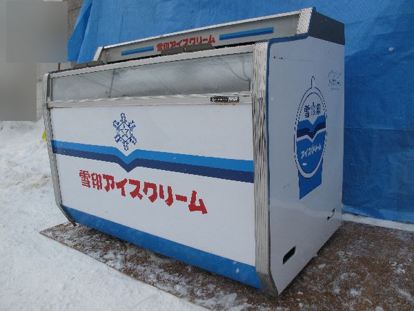サンヨー 冷凍ショーケース 雪印アイスクリーム 192L(冷凍庫)｜売買 
