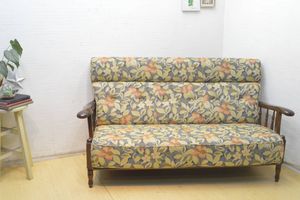 カリモク ソファ 3人掛けの値段と価格推移は？｜27件の売買データから