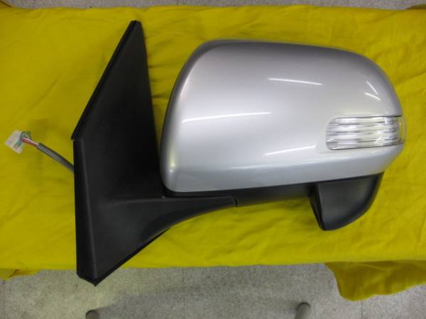ヴァンガード トヨタ パーツ（ドアミラー｜外装 トヨタヴァンガード 