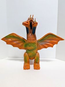 ブルマァク ソフビ キングギドラの値段と価格推移は？｜53件の売買