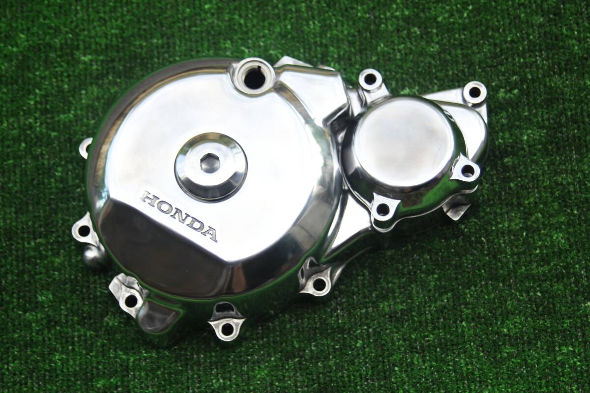 cb1300 ジェネレーターカバーの値段と価格推移は？｜4件の売買データ