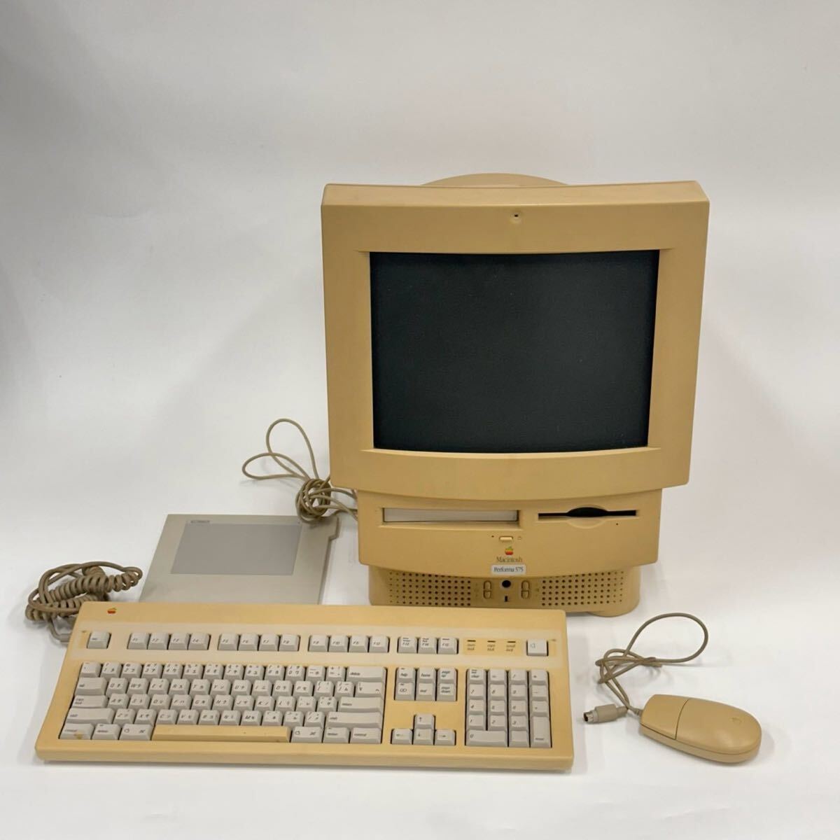 Macintosh Performa 575の値段と価格推移は？｜1件の売買データから