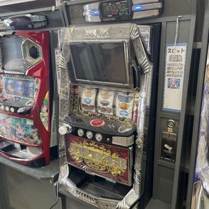 AKB 48 スロットの値段と価格推移は？｜3件の売買データからAKB 48