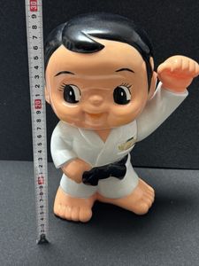 信用金庫 ソフビの値段と価格推移は？｜28件の売買データから信用金庫