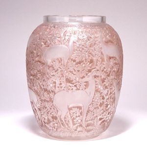 ルネ ラリック 花瓶の値段と価格推移は？｜2件の売買データからルネ