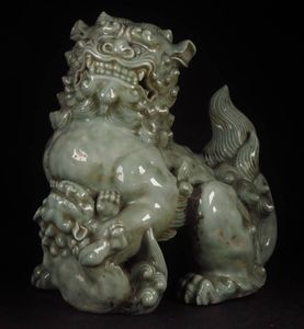 獅子置物の値段と価格推移は？｜273件の売買データから獅子置物の価値