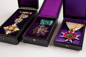 勲五等瑞宝章の値段と価格推移は？｜55件の売買データから勲五等瑞宝章