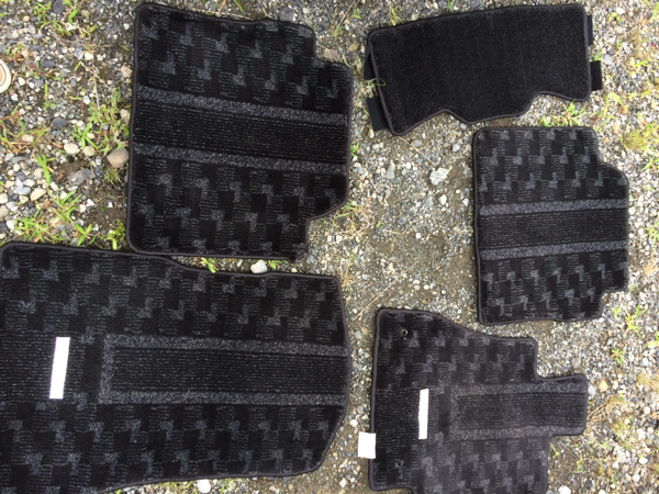 トヨタ フロアマット マークX 12系 GRX121 中古品