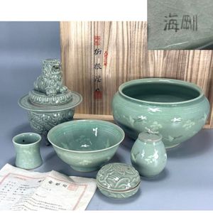 海剛 青磁の値段と価格推移は？｜107件の売買データから海剛 青磁の