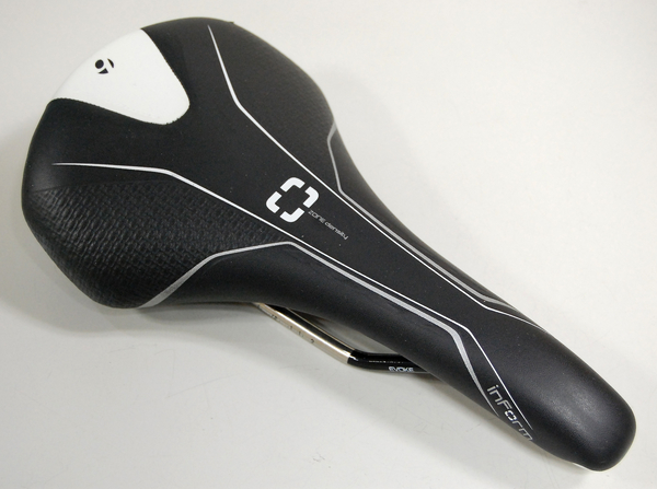 [HCPA] BONTRAGER inform EVOKE RXLサドル サイズ 148 中古品
