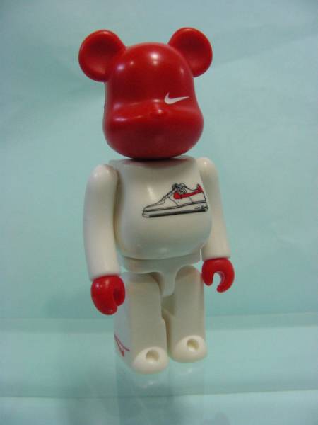 ★BE@RBRICK ベアブリック NIKE AIR FORCE1 １００％
