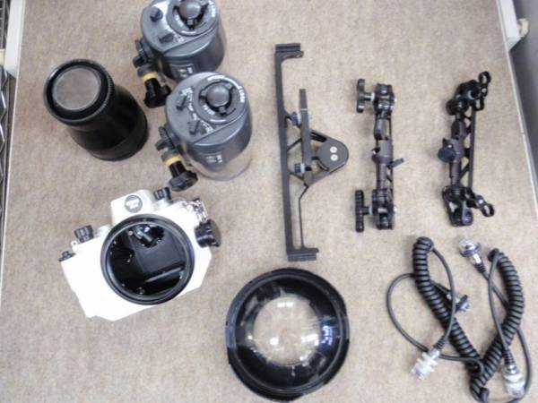 INON★X1 Canon EOS Kiss用水中ハウジング★ストロボ2個★付属品