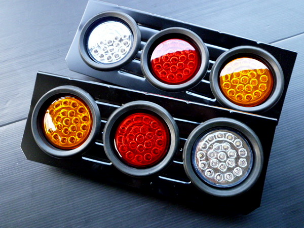 ◆２４Ｖ用　丸型３連フルＬＥＤテール