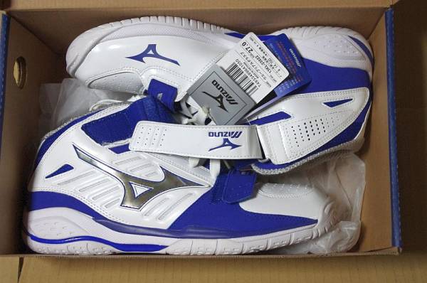 新品　MIZUNO WAVE REAL GRASP　ウエーブリアルグラスプ　ミズノ