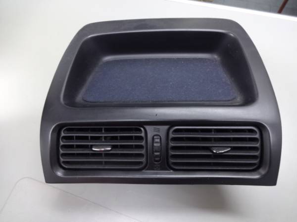 左ガタ　アルテッツァ GF-SXE10 純正 エアコン口 AC/吹出口パネル アルテッツァ 純正 エアコン 吹き出し口 パネル SXE10 □ アルテッツァ