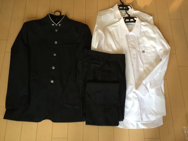 鹿児島実業コムサデモード学生服、ズボン2枚、シャツ3枚 鹿児島実業コムサデモード学生服、ズボン2枚、シャツ3枚